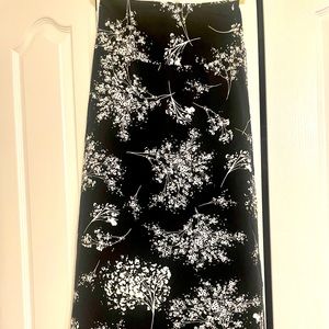 Long black flower skirt